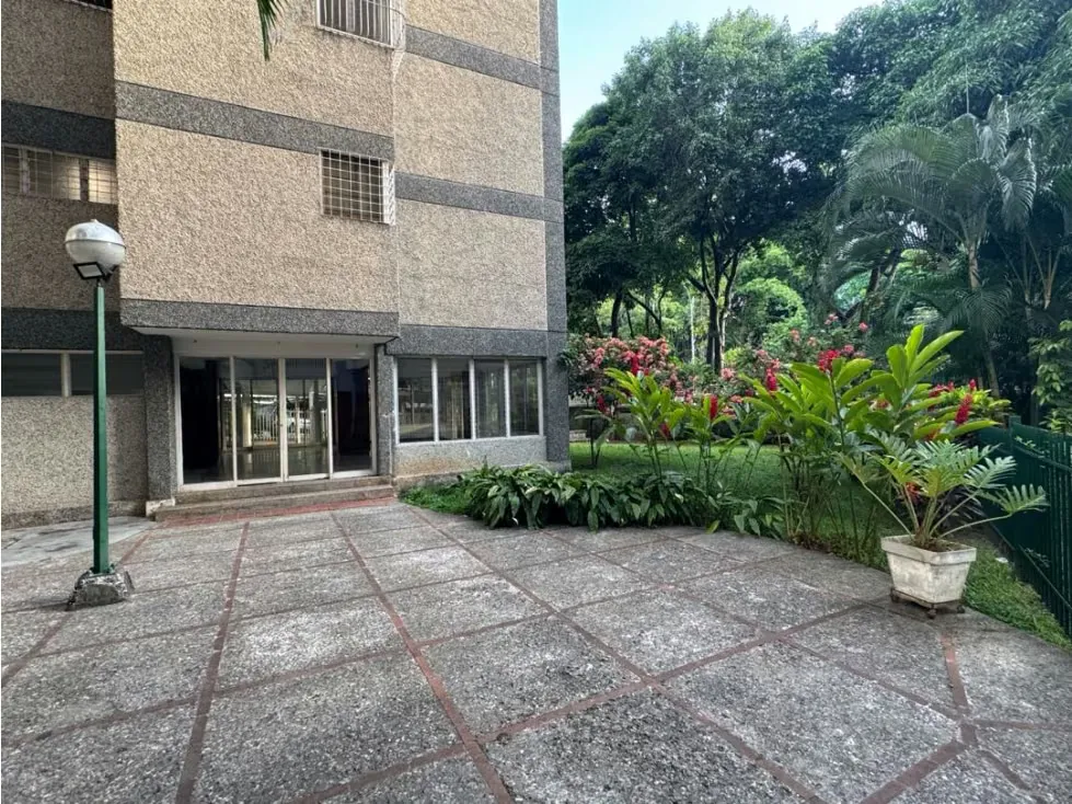 En Venta Apartamento en El Cafetal. Baruta - Caracas - 2