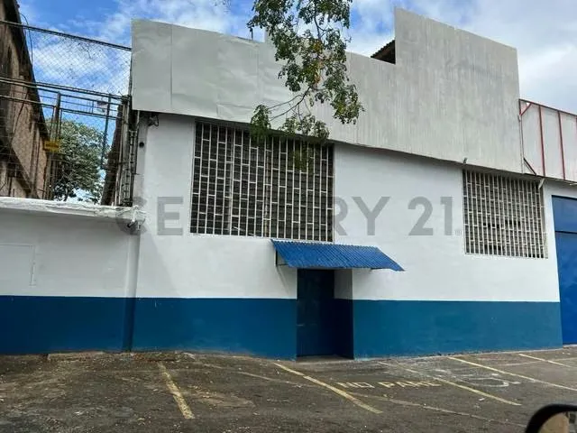 Galpón En Alquiler, en Castillito, Puerto Ordaz - 3