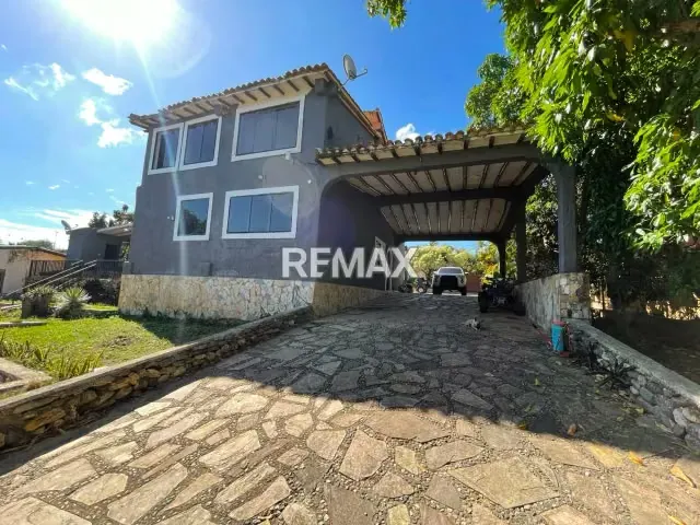 VENDO CASA GRANJA EN CABUDARE - 3