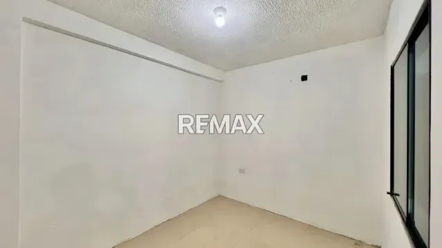 Galpon con Casa en obra blanca. - 11