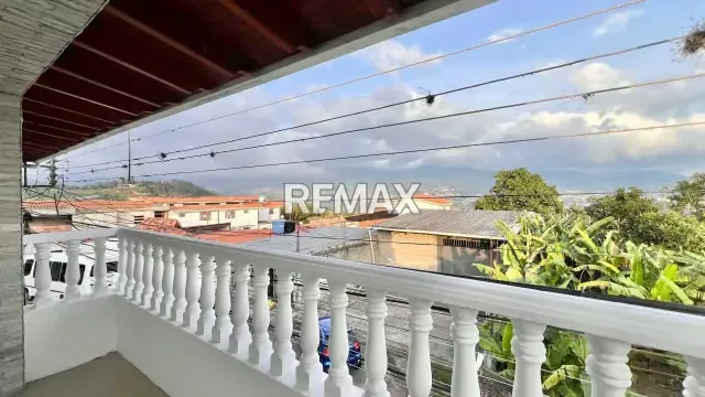 Galpon con Casa en obra blanca. - 15