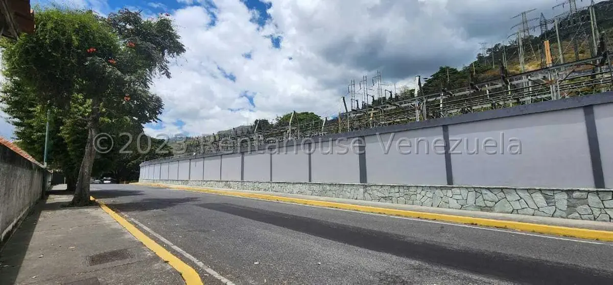 Casa (Multipes Niveles) en Venta en San Bernardino, Distrito Metropolitano - 2