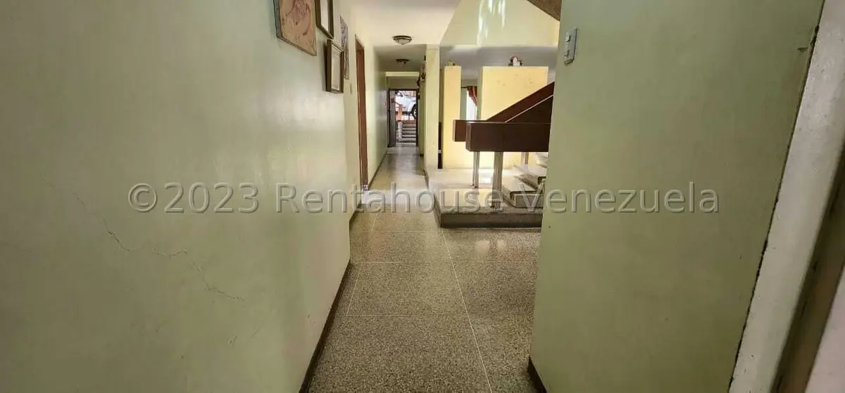 Casa (Multipes Niveles) en Venta en San Bernardino, Distrito Metropolitano - 32