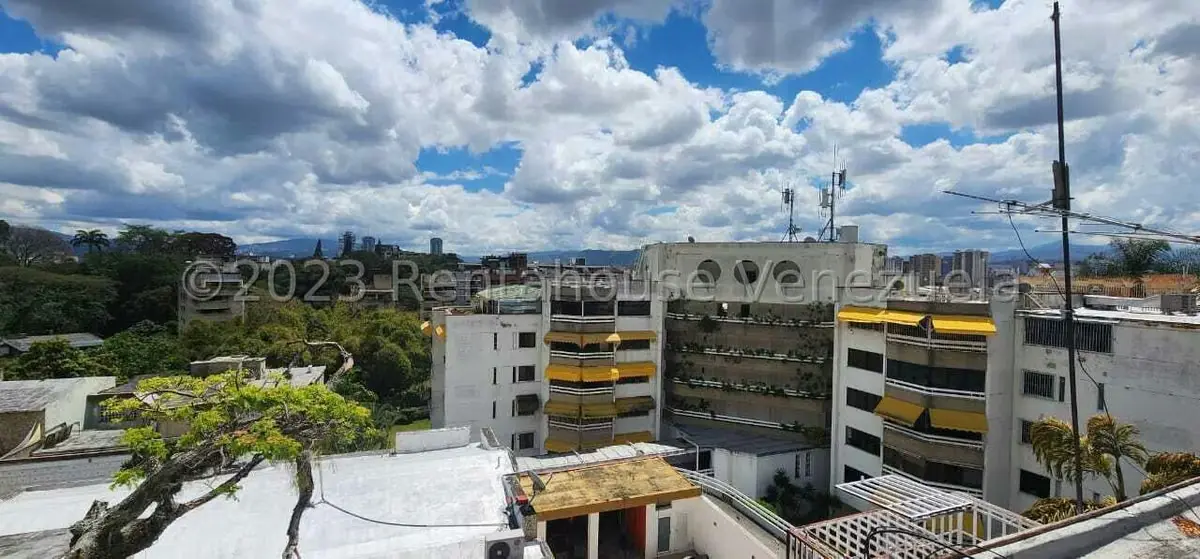 Casa (Multipes Niveles) en Venta en San Bernardino, Distrito Metropolitano - 35
