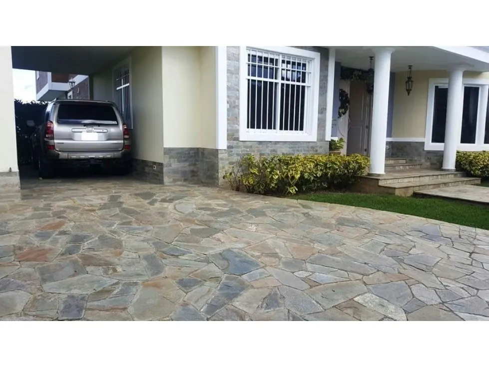 Venta Casa Lomas de La Lagunita 740m2 - 26