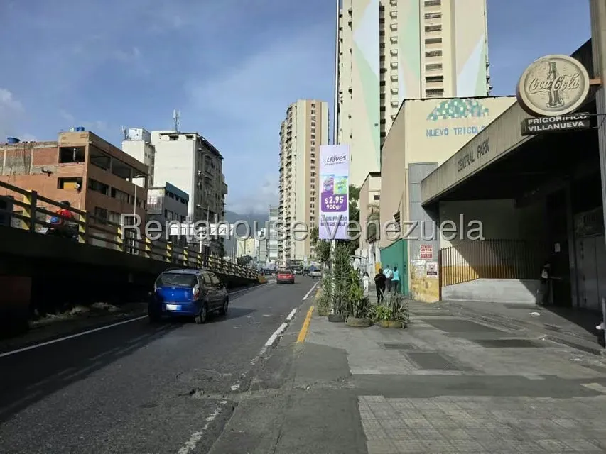 Apartamento (1 Nivel) en Alquiler en San Martin, Distrito Metropolitano - 3