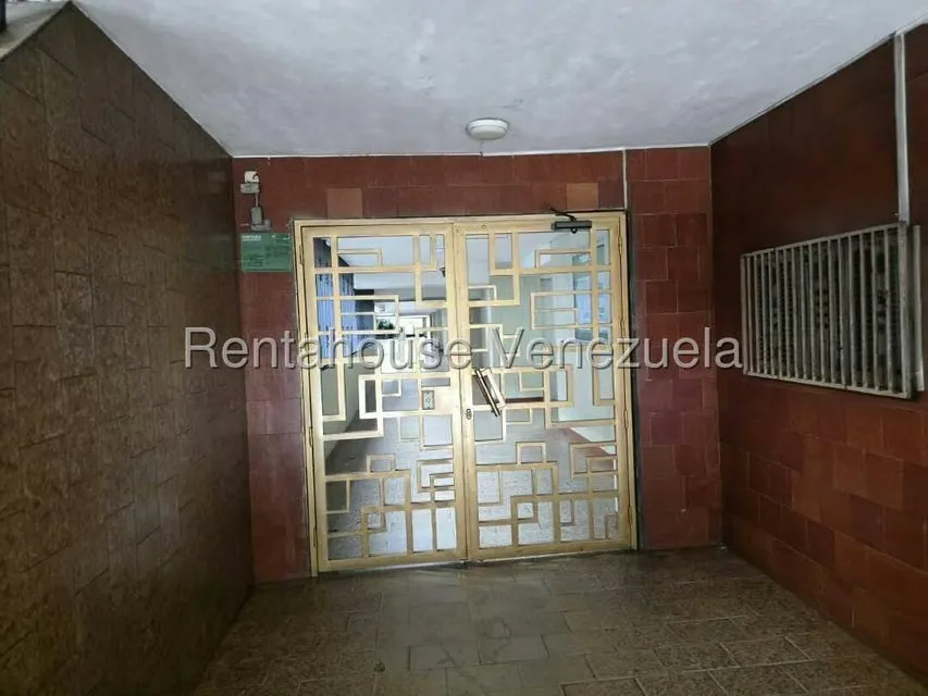 Apartamento (1 Nivel) en Alquiler en San Martin, Distrito Metropolitano - 4