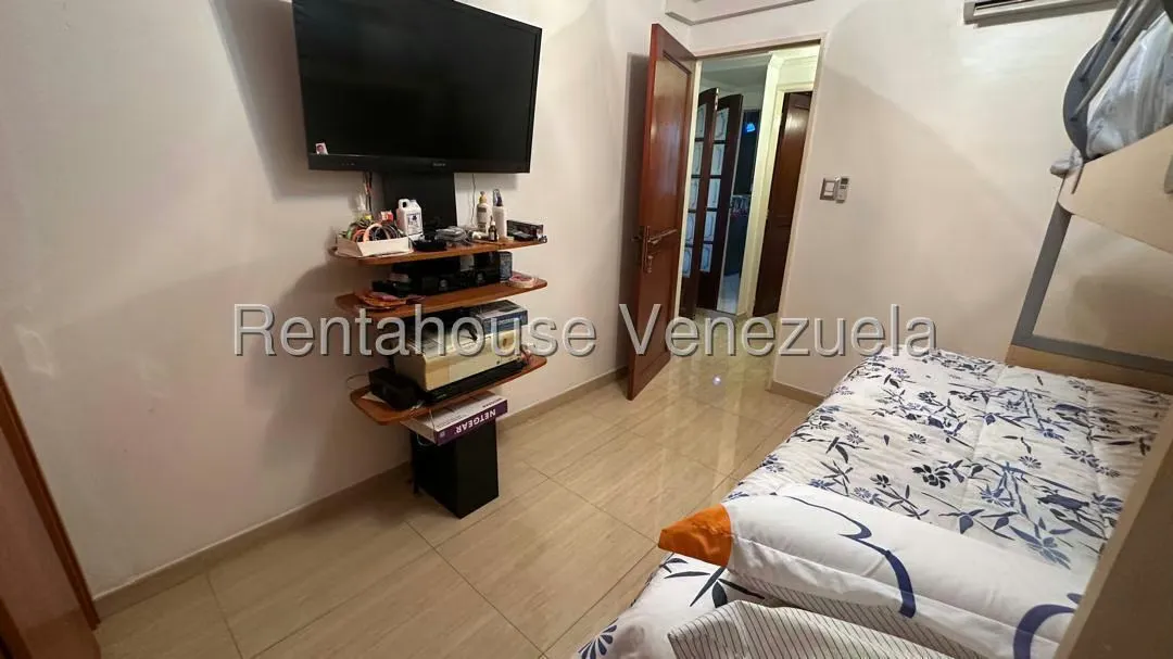 Apartamento (1 Nivel) en Venta en Montalban I, Distrito Metropolitano - 12