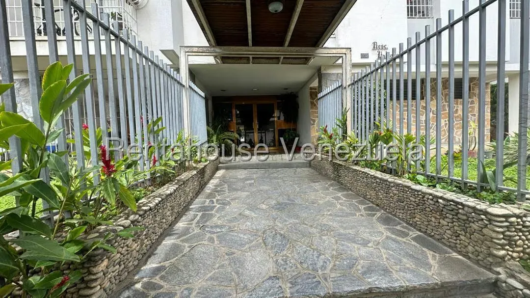 Apartamento (1 Nivel) en Venta en Montalban I, Distrito Metropolitano - 24