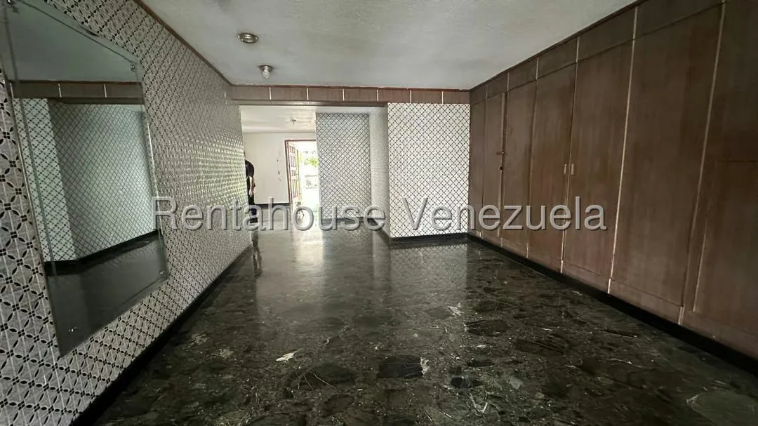 Apartamento (1 Nivel) en Venta en Montalban I, Distrito Metropolitano - 26