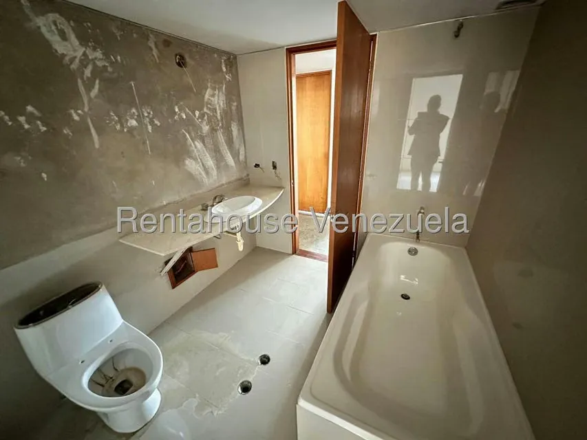 Apartamento (1 Nivel) en Venta en Mirador de Los Campitos I, Distrito Metropolitano - 26
