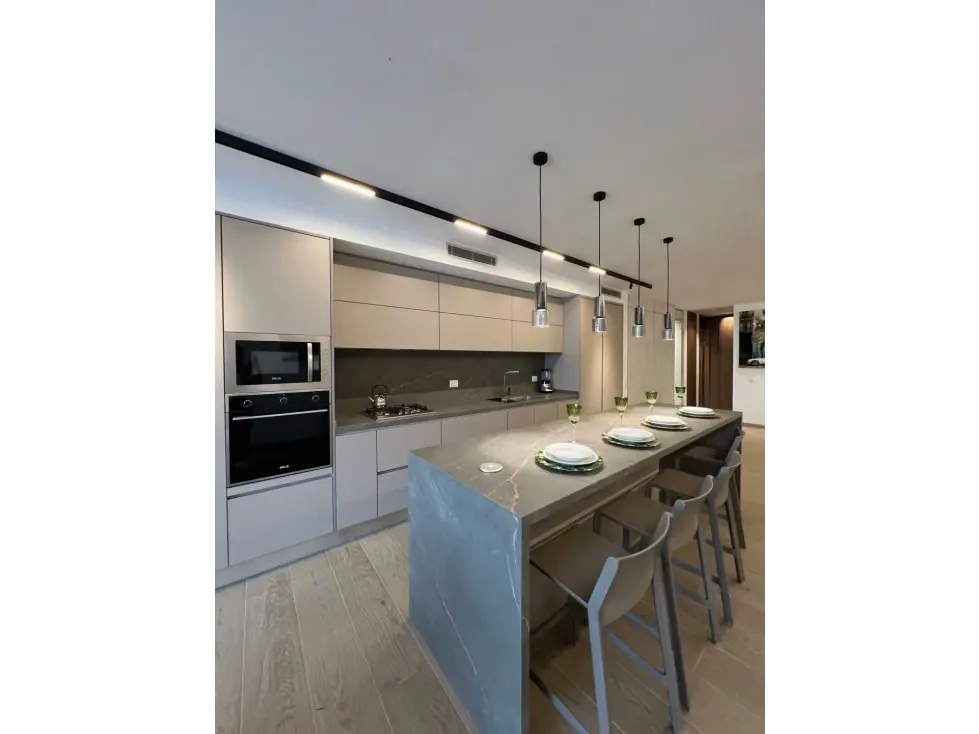 Alquilo apartamento 119m2 Las Mercedes 3868 - 2