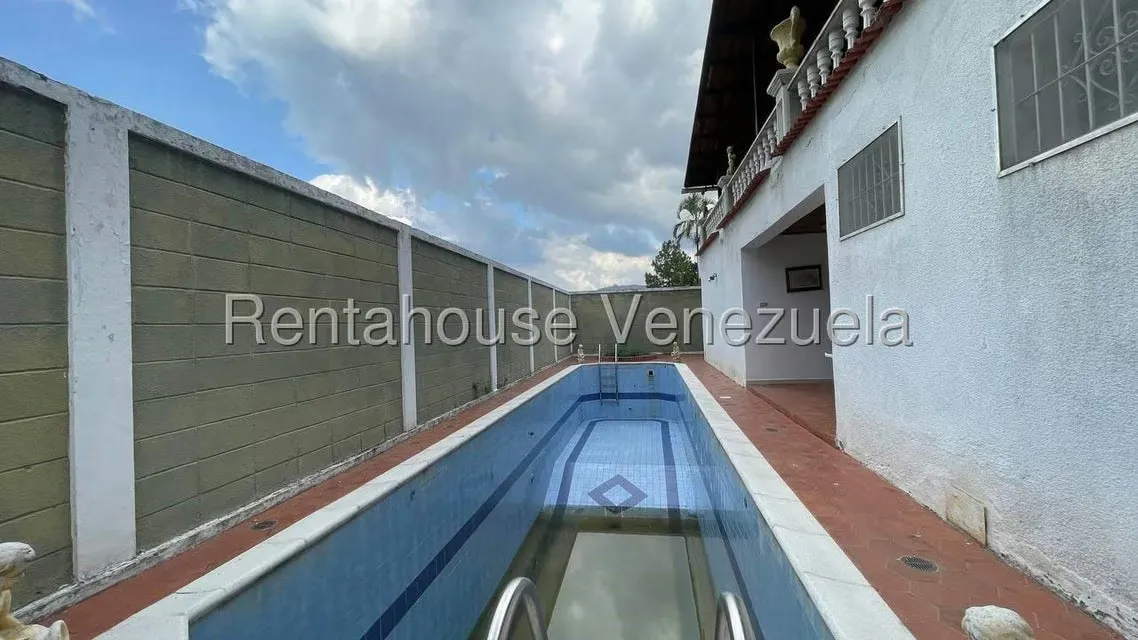 Casa (Multipes Niveles) en Venta en Prados del Este, Distrito Metropolitano - 31