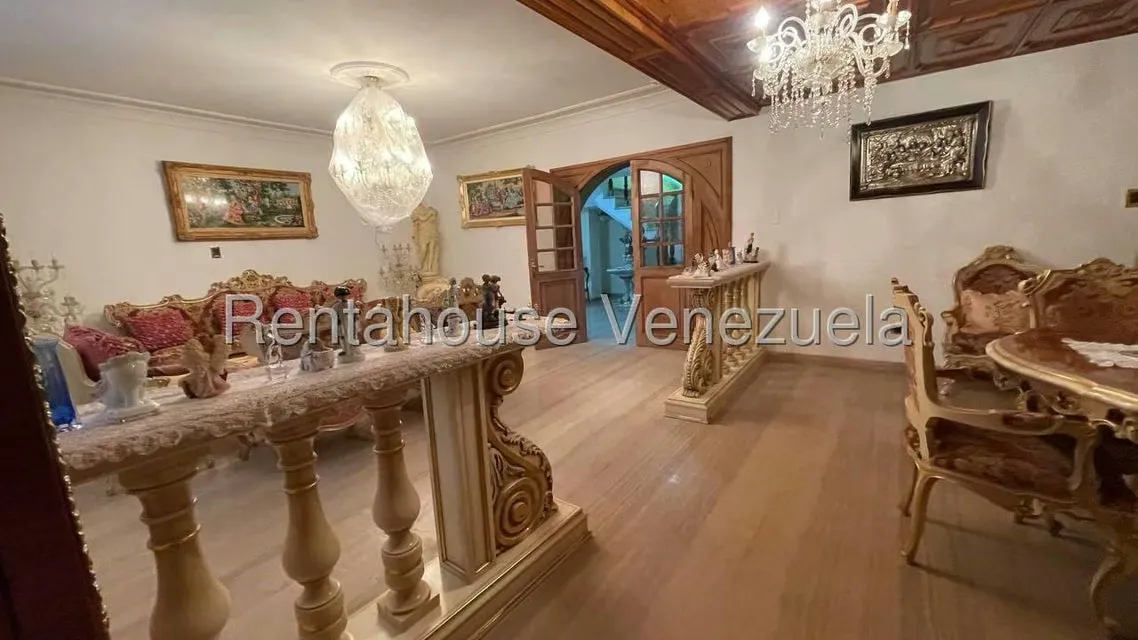 Casa (Multipes Niveles) en Venta en Prados del Este, Distrito Metropolitano - 6