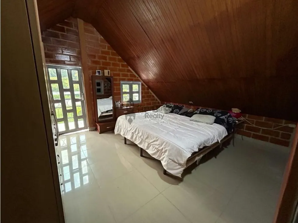 Casa Chalet y Terreno en Venta Aguirre Montalban Carabobo - 13