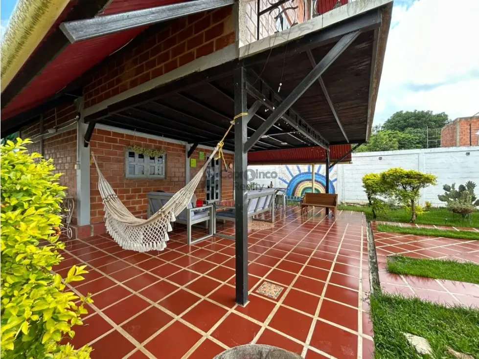 Casa Chalet y Terreno en Venta Aguirre Montalban Carabobo - 3