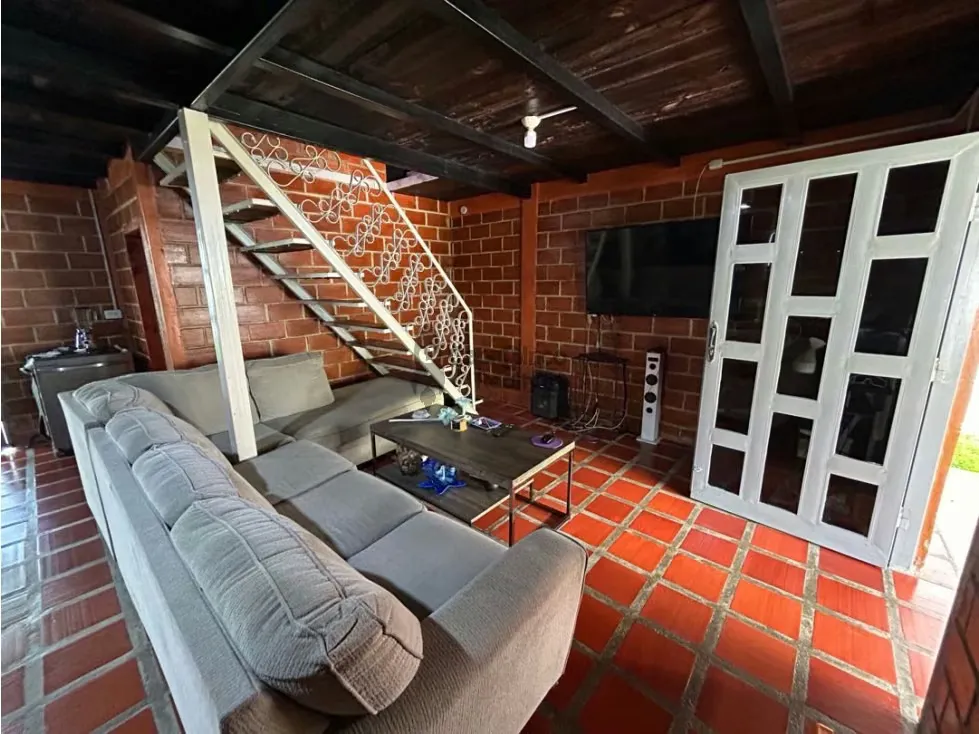 Casa Chalet y Terreno en Venta Aguirre Montalban Carabobo - 6