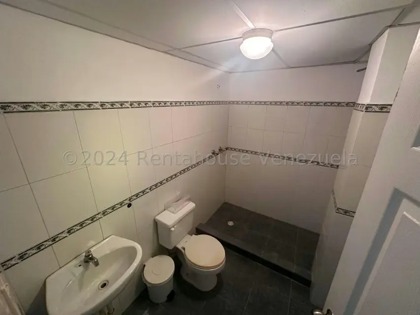 Casa (Colonial) en Venta en El Hatillo, Distrito Metropolitano - 19