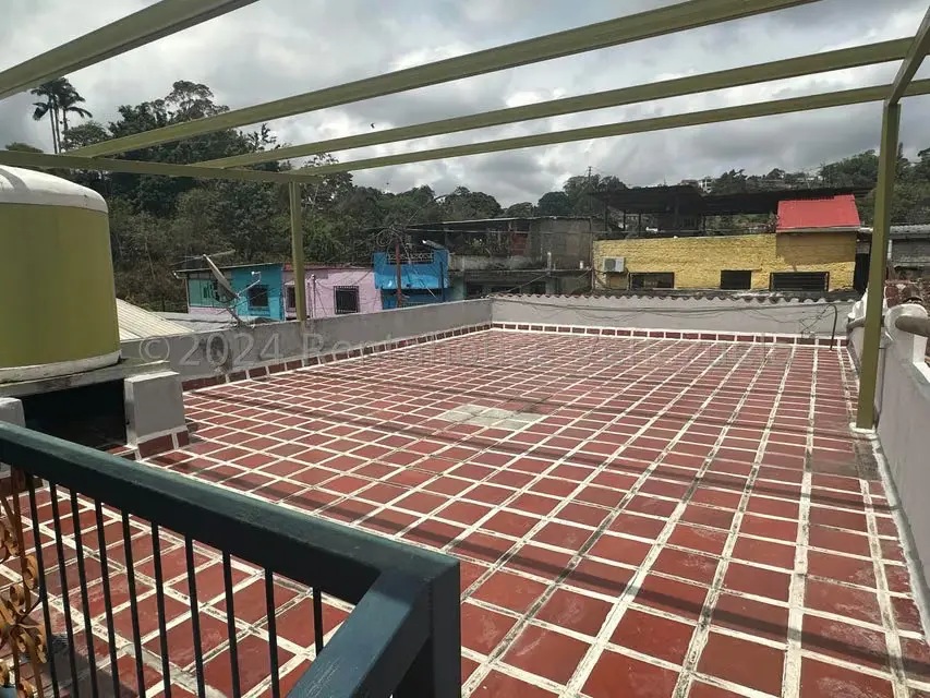 Casa (Colonial) en Venta en El Hatillo, Distrito Metropolitano - 32