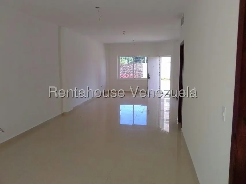 Townhouse (Duplex) en Venta en Costa Azul, Nueva Esparta - 6