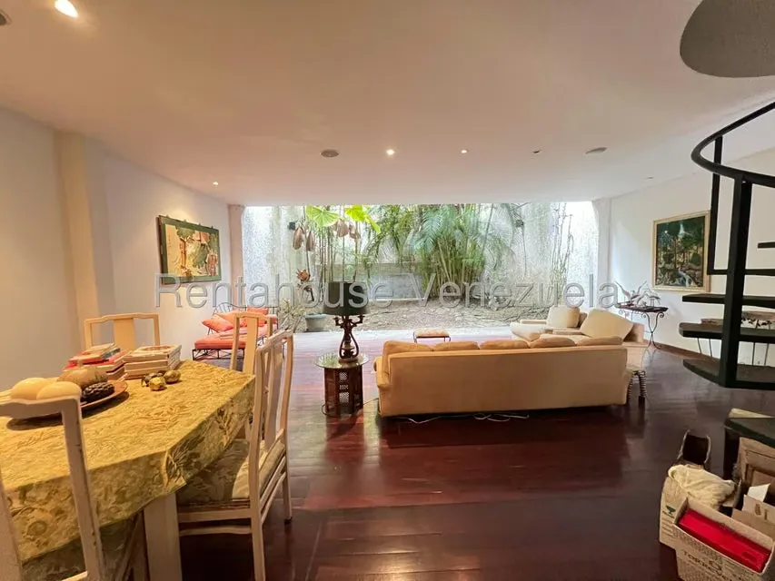 Casa (Multipes Niveles) en Venta en Santa Ines, Distrito Metropolitano - 14