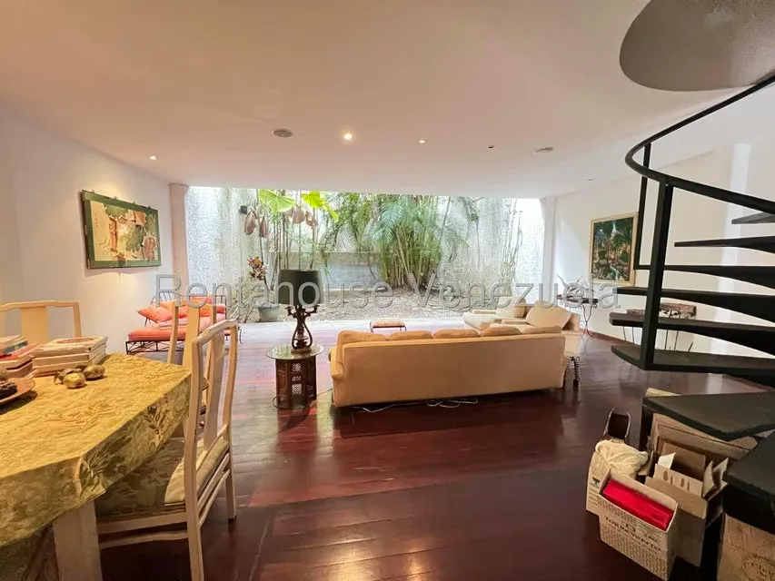 Casa (Multipes Niveles) en Venta en Santa Ines, Distrito Metropolitano - 15