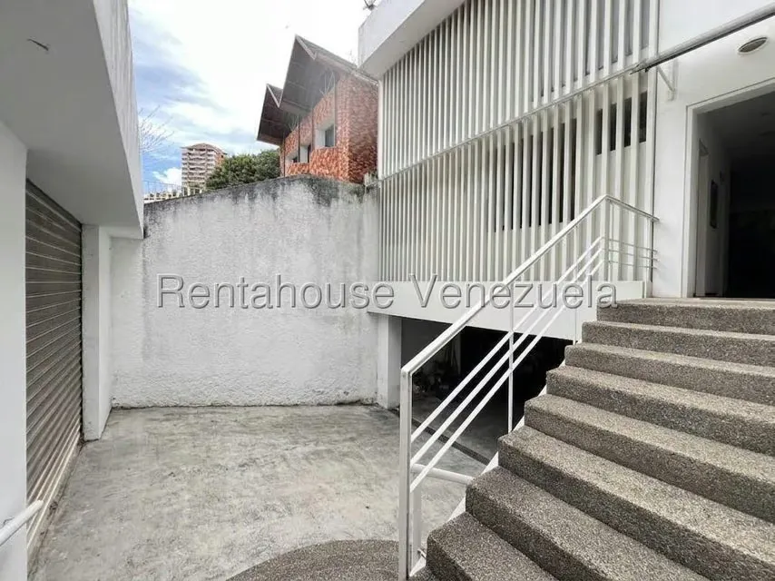 Casa (Multipes Niveles) en Venta en Santa Ines, Distrito Metropolitano - 3