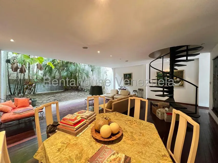 Casa (Multipes Niveles) en Venta en Santa Ines, Distrito Metropolitano - 10