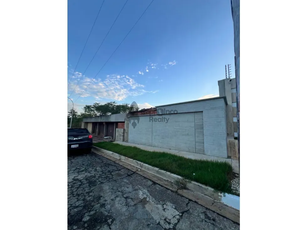 Venta de casa a remodelar Guataparao Country Club - 3
