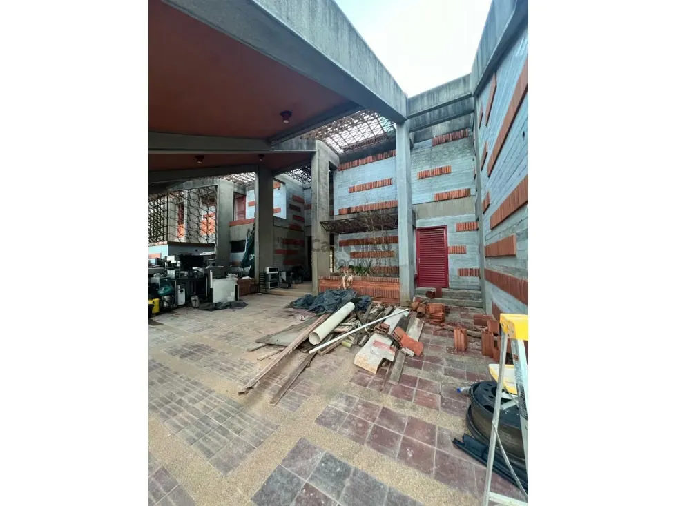 Venta de casa a remodelar Guataparao Country Club - 6