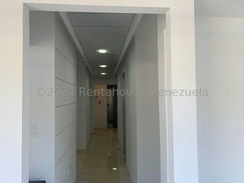 Oficina en Alquiler en Macaracuay, Distrito Metropolitano - 11