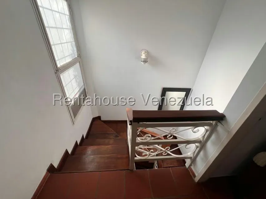 Casa (Duplex) en Alquiler en Centro, Lara - 23