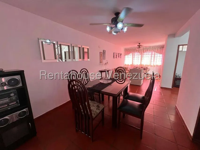 Casa (Duplex) en Alquiler en Centro, Lara - 8