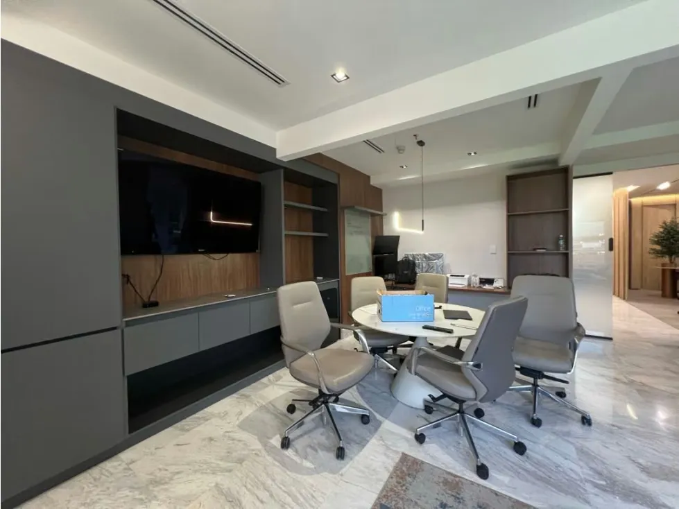 Vendo oficina 220m2 Las Mercedes 8147 - 9
