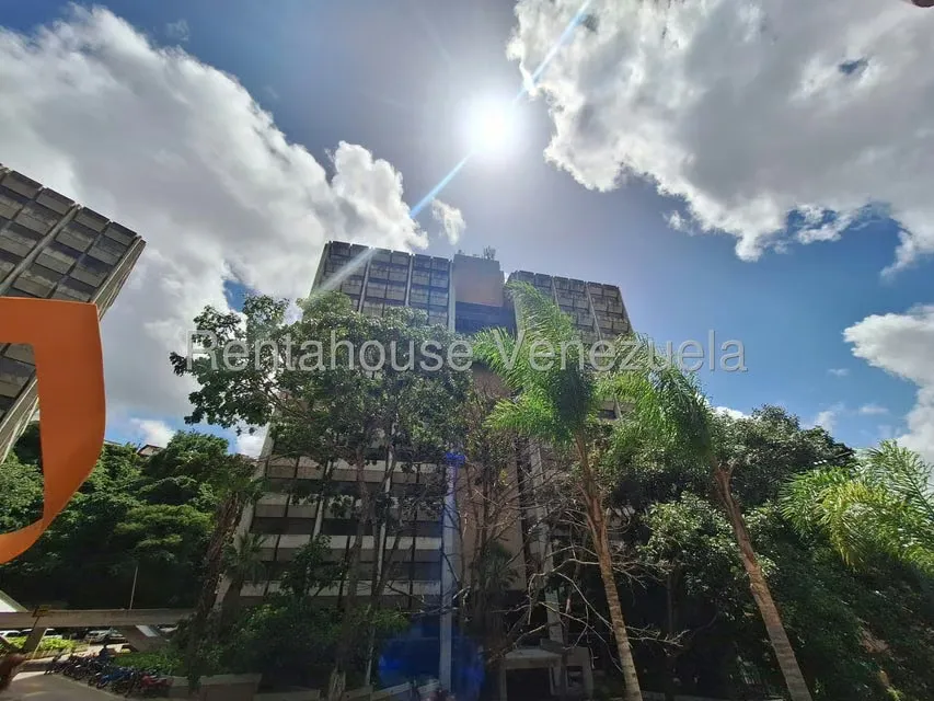 Oficina en Venta en Santa Paula, Distrito Metropolitano
