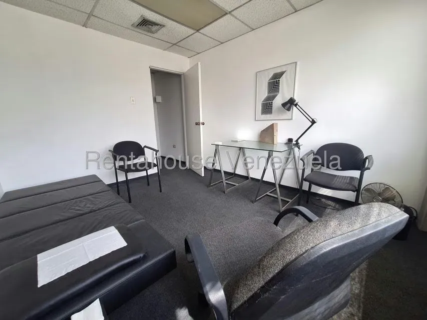 Oficina en Venta en Santa Paula, Distrito Metropolitano - 14
