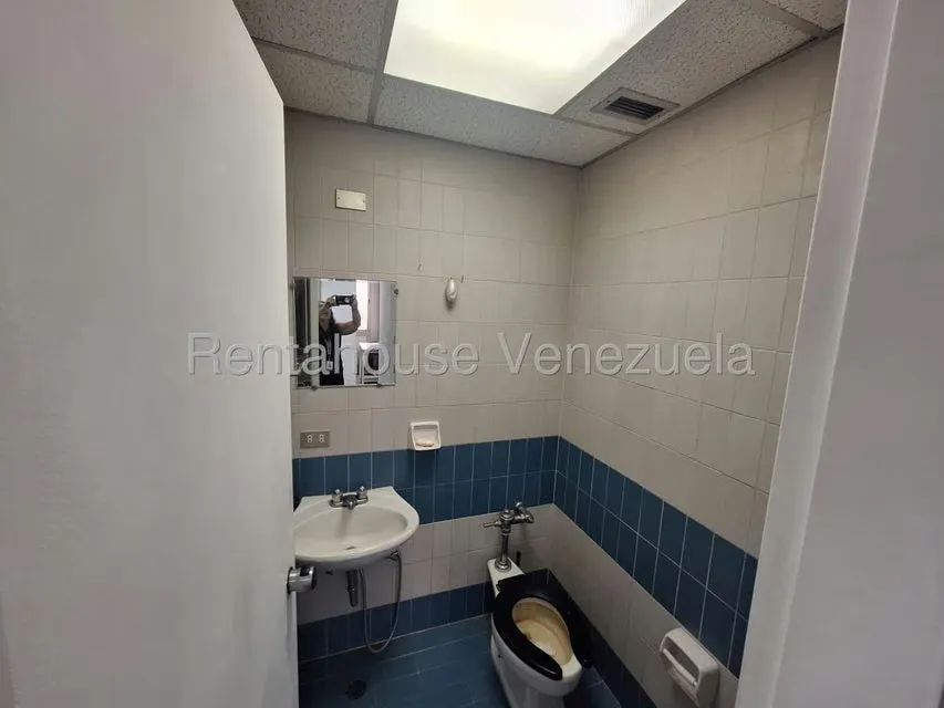 Oficina en Venta en Santa Paula, Distrito Metropolitano - 16