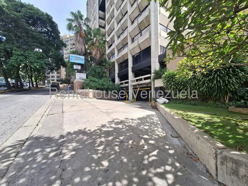 Oficina en Venta en Santa Paula, Distrito Metropolitano - 22