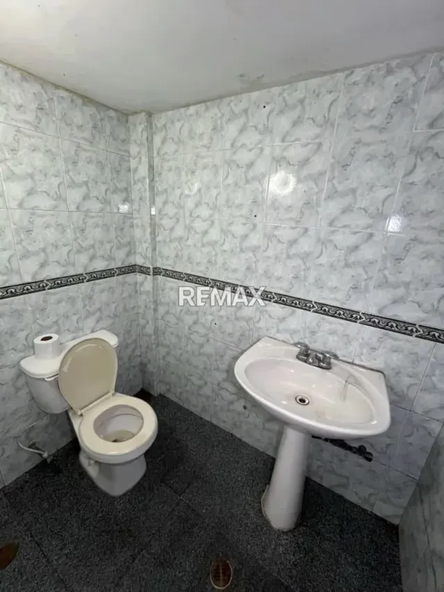 Local Comercial en Alquiler Calle 45 Zona Oeste-Barquisimeto - 12