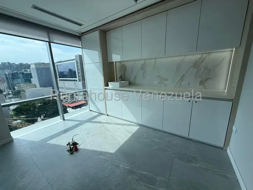 Oficina en Alquiler en Las Mercedes, Distrito Metropolitano - 21