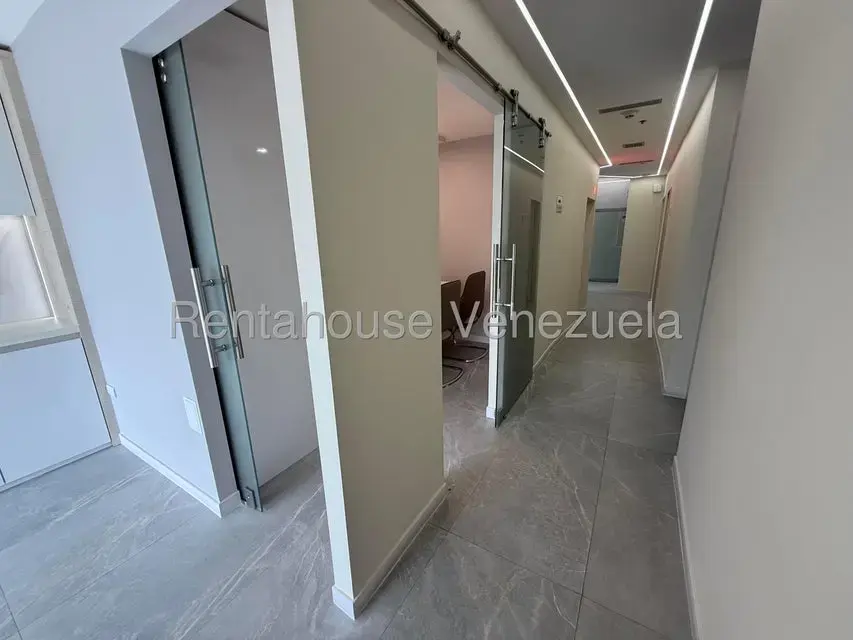 Oficina en Alquiler en Las Mercedes, Distrito Metropolitano - 22