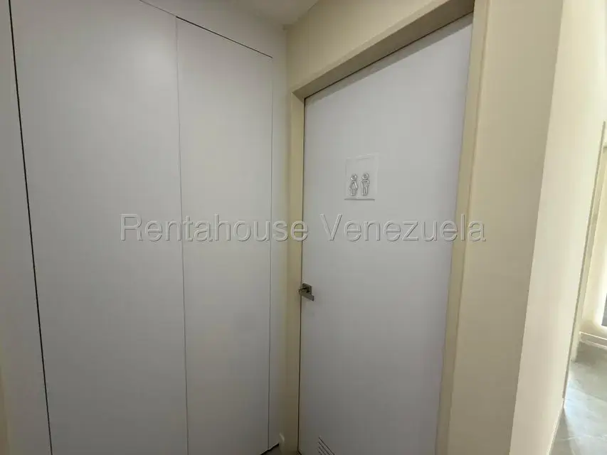 Oficina en Alquiler en Las Mercedes, Distrito Metropolitano - 28