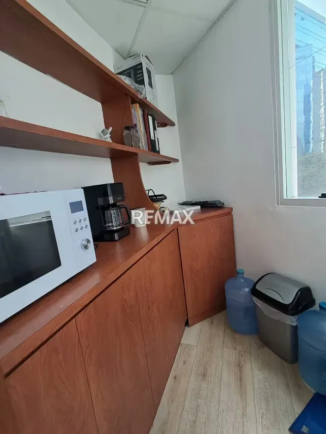 Alquilo oficina 75 mt2 torre corporativa urb. El Rosal - Chacao - 5