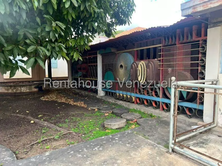 Local Comercial en Venta en Centro, Lara - 23