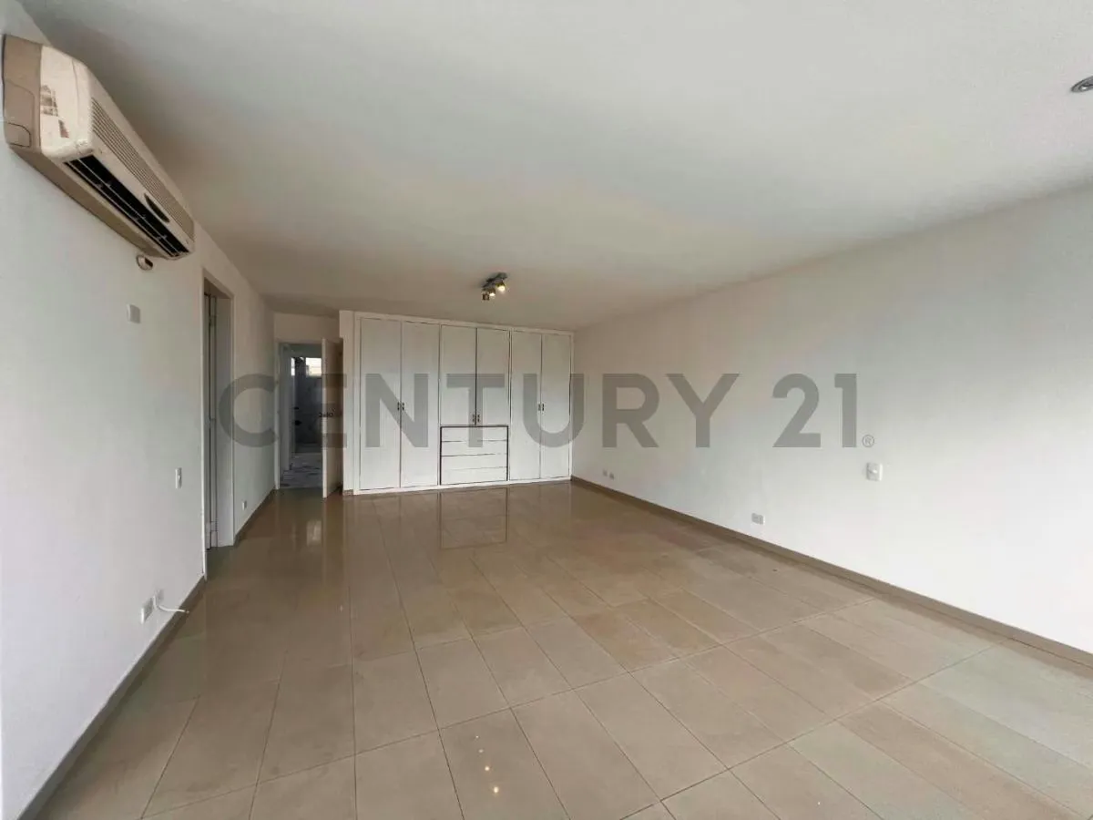 PH EN VENTA EN SEBUCAN, donde el Ávila y la ciudad se asoman en cada ventana - 21