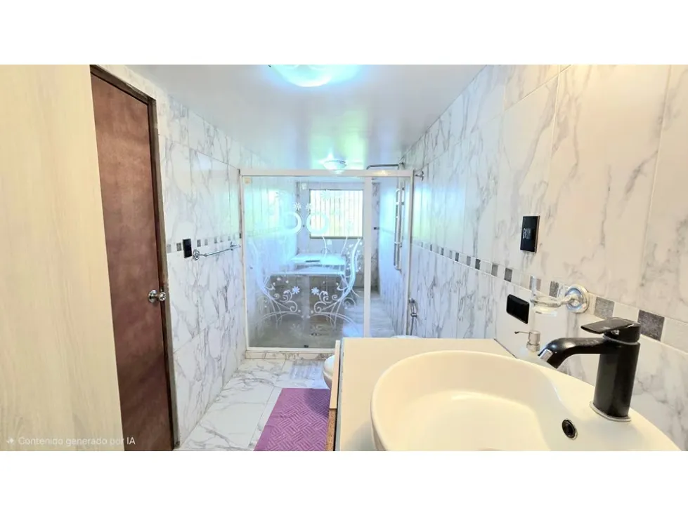 Vendo 3 Galpones con Casa en La Carretera Panamericana Km 18 Carrizal - 26