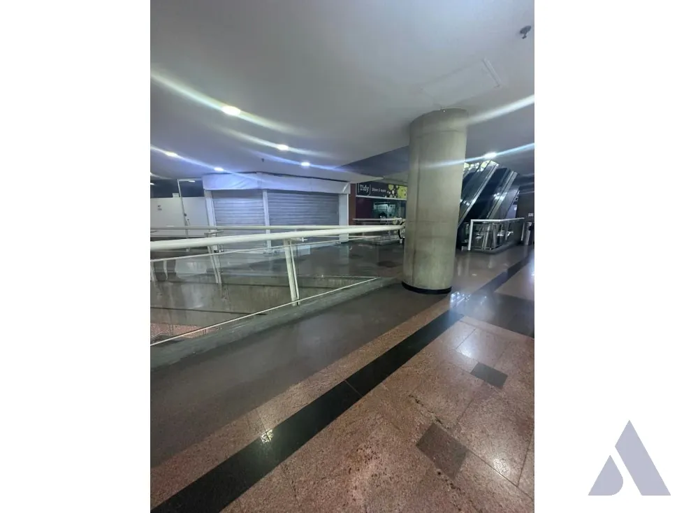 Alquilo local 40m2 El Cafetal 2064 - 4