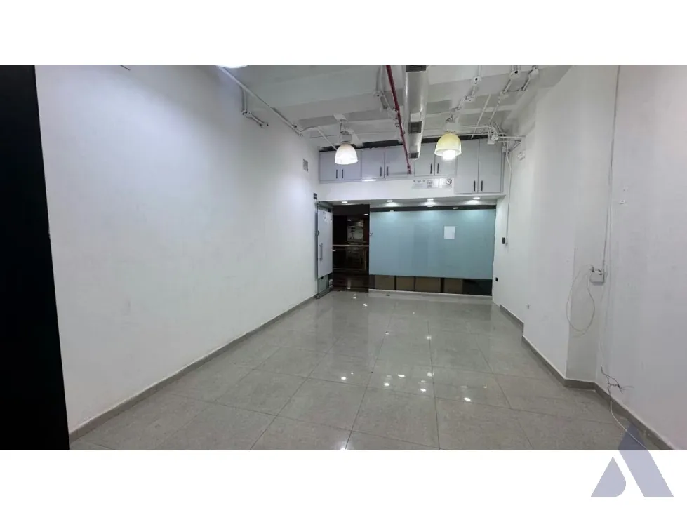 Alquilo local 40m2 El Cafetal 2064 - 8