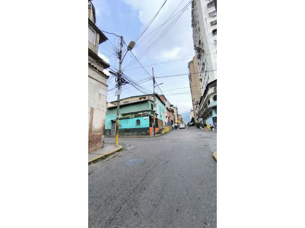 En Venta Edificio La Pastora Altagracia - 21