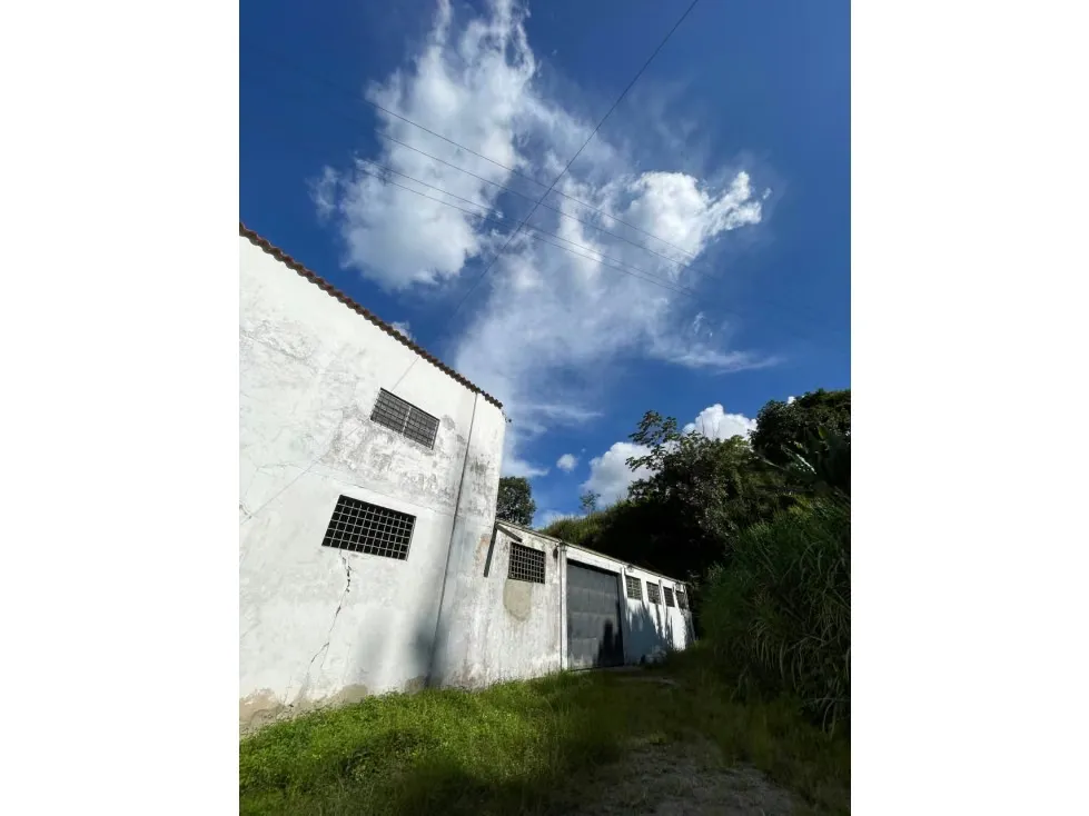 ALQUILER DE LOCAL COMERCIAL PARA ALMACEN UBICADO EN FILAS DE MARICHE